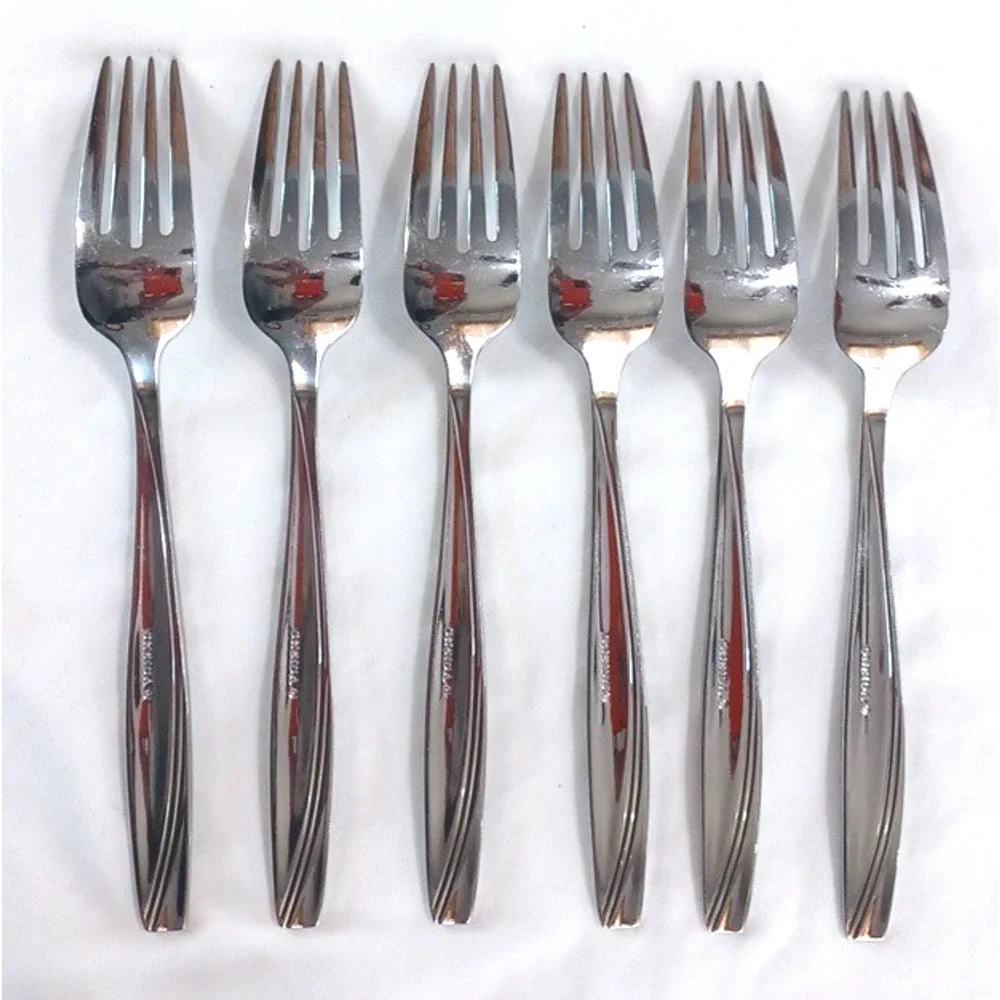 Oneida 6 Camlynn Flatware 7